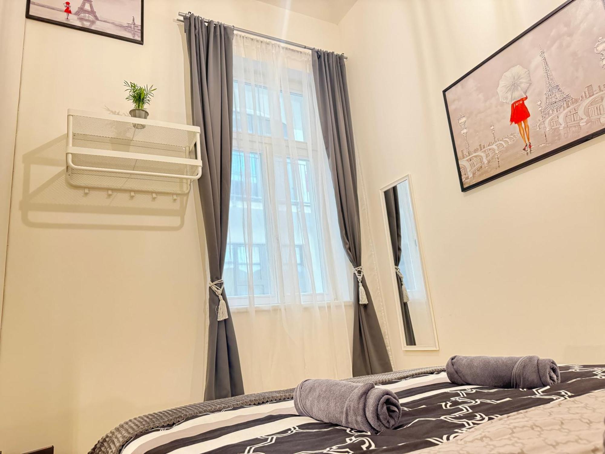 Free Parking - Cozy Apartment Near Vysehrad Railway Bridge براغ المظهر الخارجي الصورة