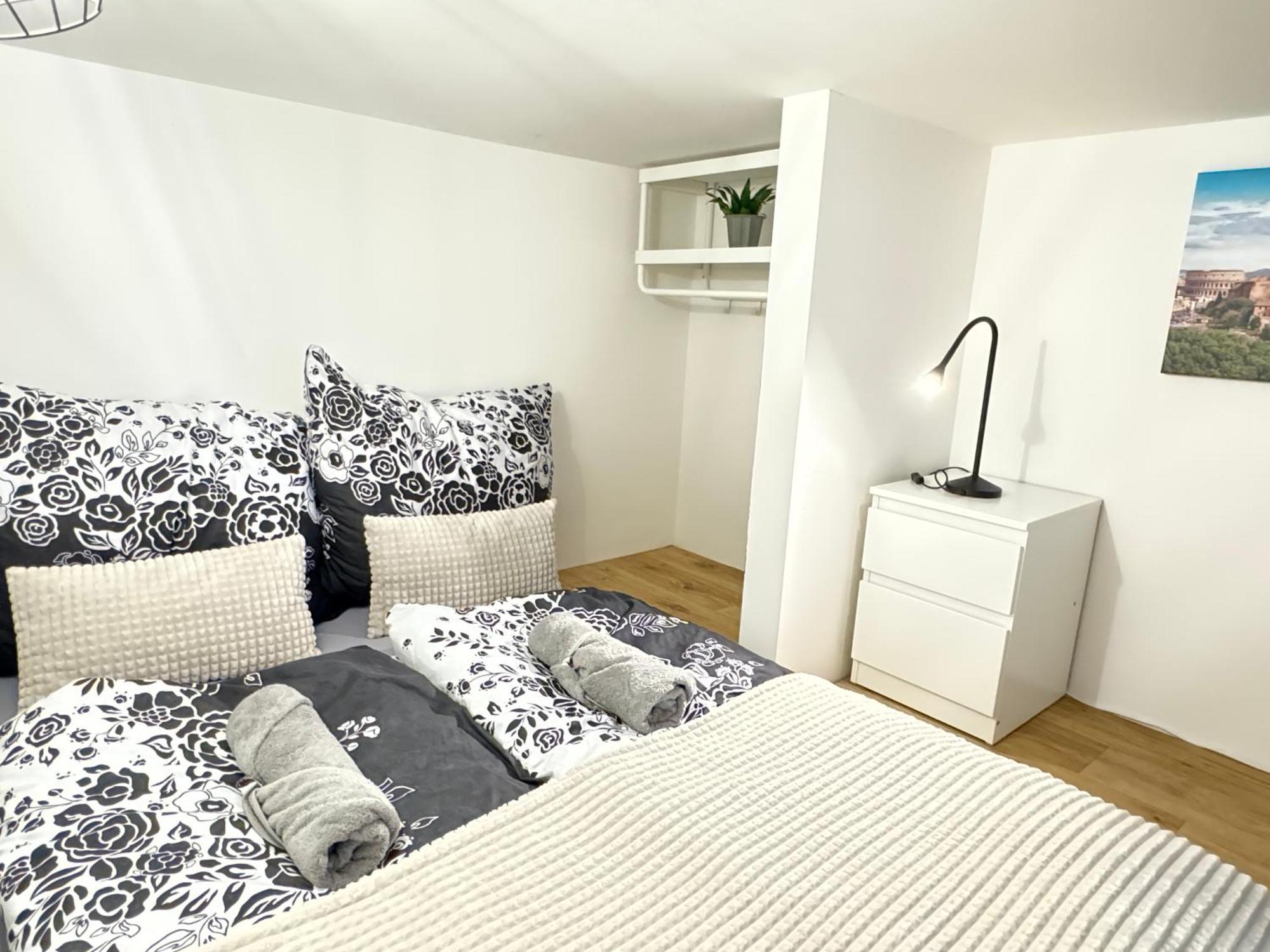 Free Parking - Cozy Apartment Near Vysehrad Railway Bridge براغ المظهر الخارجي الصورة