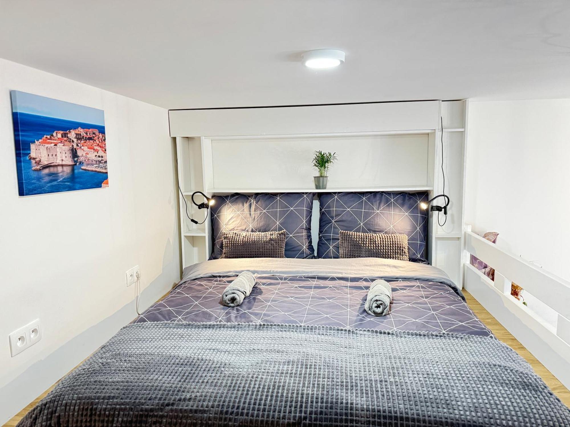 Free Parking - Cozy Apartment Near Vysehrad Railway Bridge براغ المظهر الخارجي الصورة